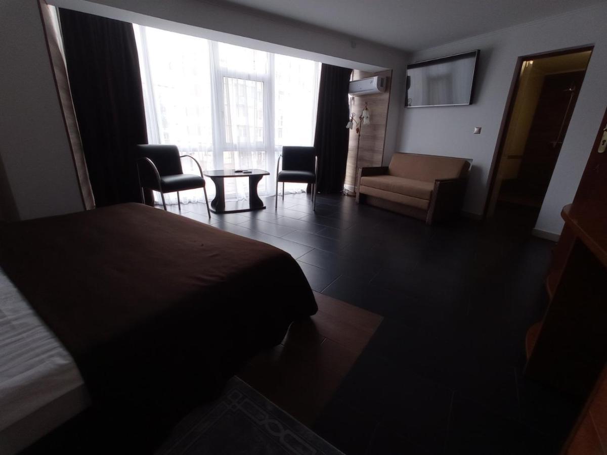 Volyn Hotel Ludmir Volodymyr-Volynskyy Ngoại thất bức ảnh