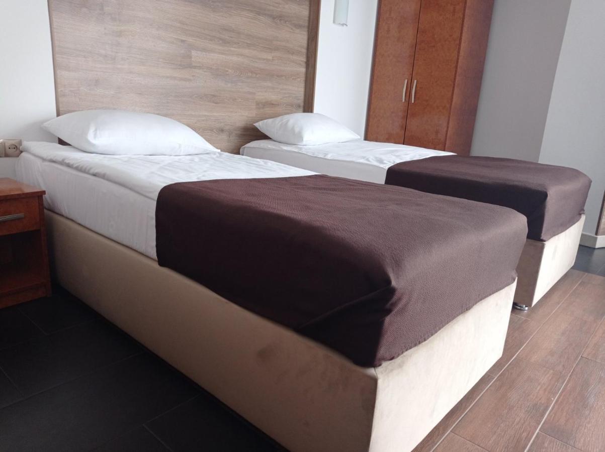 Volyn Hotel Ludmir Volodymyr-Volynskyy Ngoại thất bức ảnh