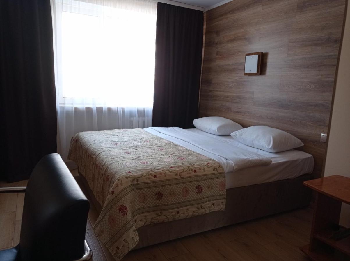 Volyn Hotel Ludmir Volodymyr-Volynskyy Ngoại thất bức ảnh