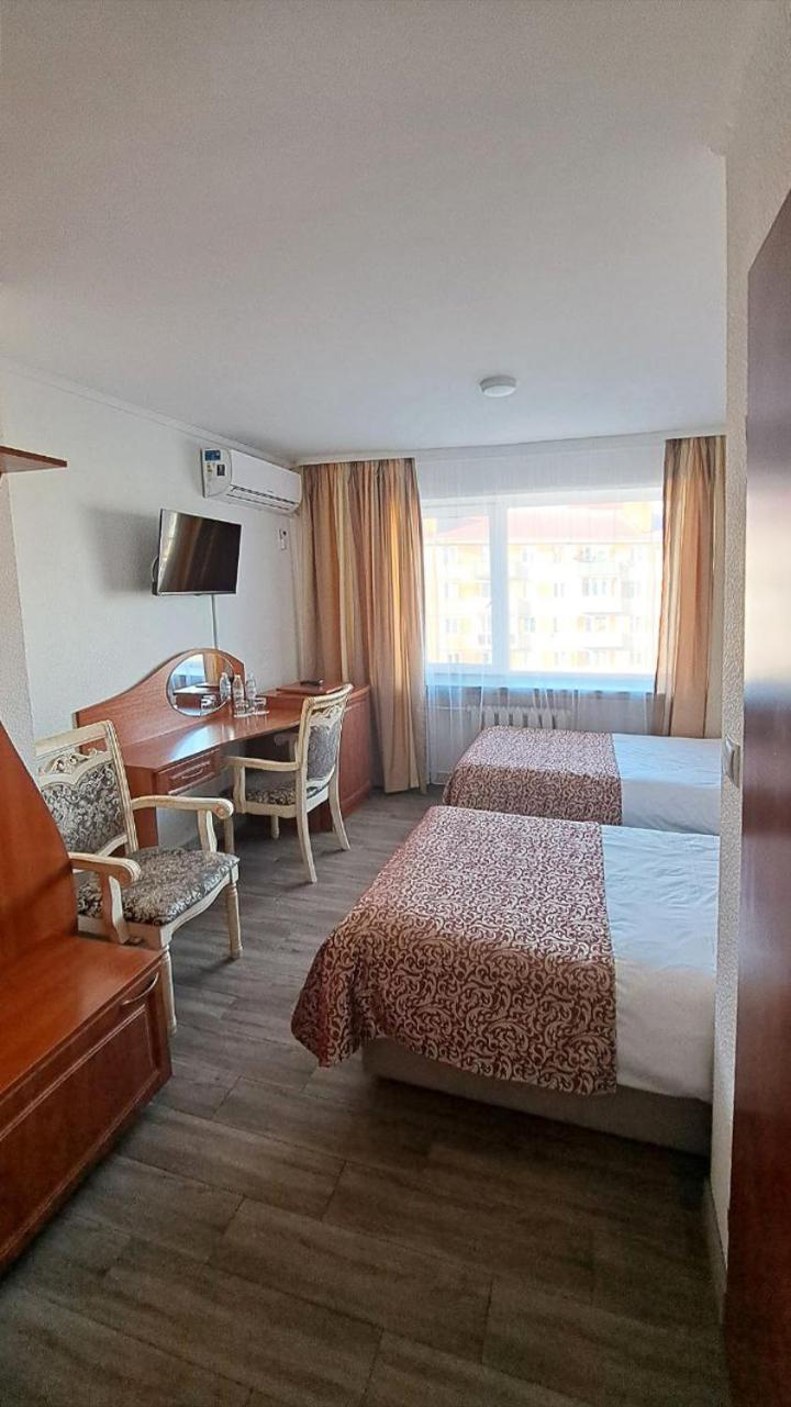 Volyn Hotel Ludmir Volodymyr-Volynskyy Ngoại thất bức ảnh